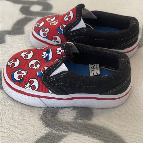 Circo Shoes Circo Skull Infant Shoes Boy Girl Baby Slip